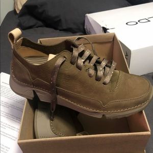 Clark’s tri spark khaki